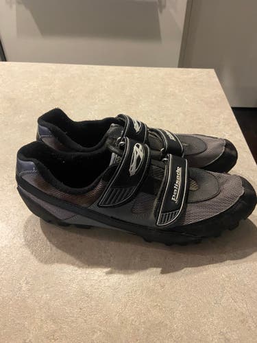 Men's Size M 13.5 (W 14.5) Answer Palisade Bike Shoes XC Bike (Used)