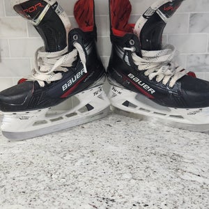 2024 Bauer Vapor X Hockey Skates 6.5 (Used)