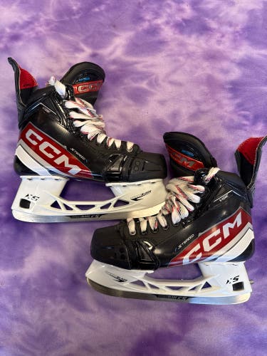 Intermediate CCM JetSpeed Vibe (SMU) Hockey Skates 6 (Used)