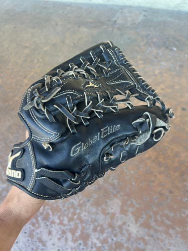 Mizuno Global Elite Baseball Glove 12.75” GGE70VBK