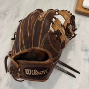 Wilson A2000 1787 | 11.75” Infield Baseball Glove