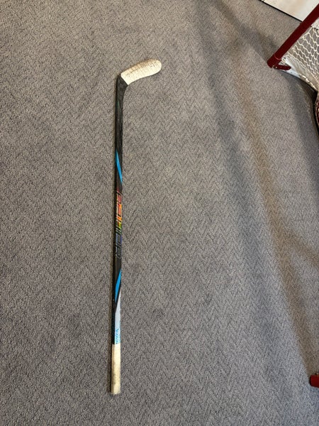 Junior Bauer Nexus Tracer Right Handed Hockey Stick P28 50 Flex (Used)