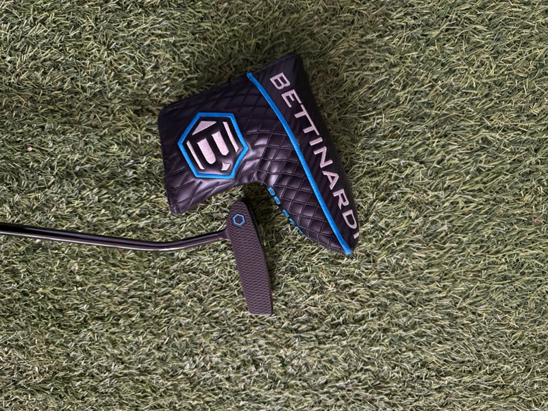 Black 2024 Bettinardi BB28 Right Handed Putter 40" (Used)