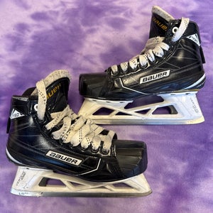 Junior Bauer Supreme S190 Hockey Goalie Skates Regular Width Size 4 (Used)