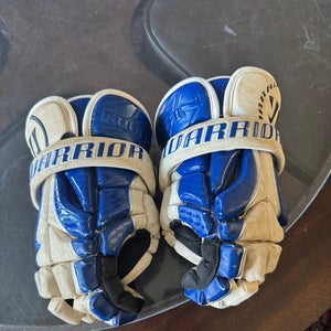 Warrior Burn Lacrosse Gloves Medium (Used)