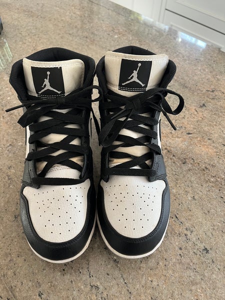 Black Unisex Size M 8.5 (W 9.5) Air Jordan Molded Cleats Cleats (Used)