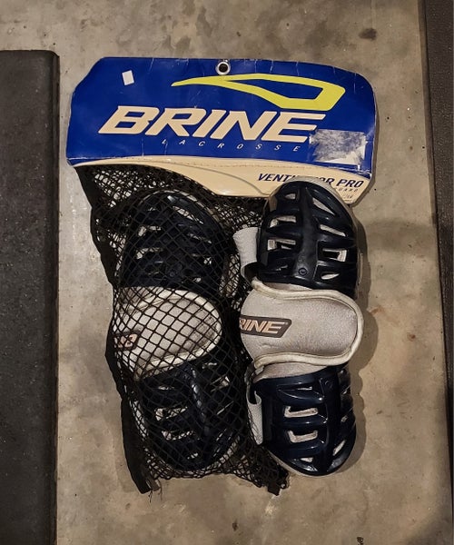 NWT Large Adult Brine Ventilator Arm Pads