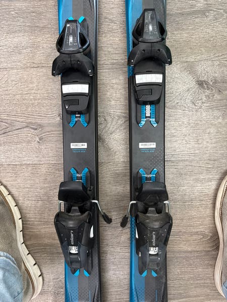Women's Elan Black Magic 146 cm Skis With ELW 9.0 Bindings (Used