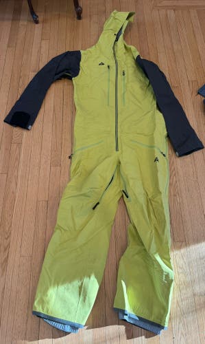 Yellowish Men's Large Strafe Shell Suit (Used)