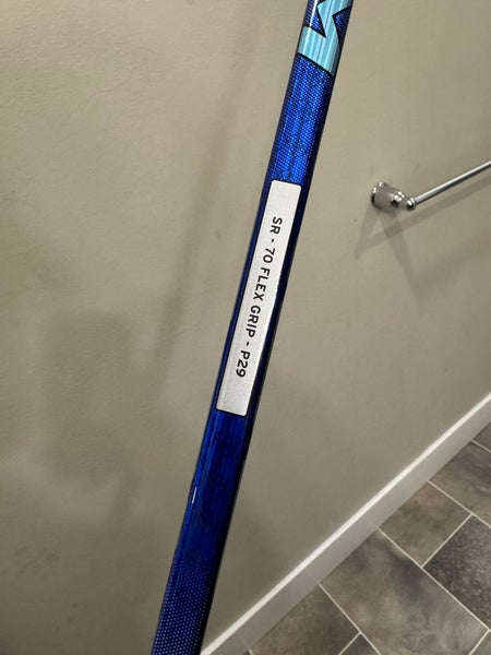 Alex Bundle - Senior CCM Vizion Right Handed Hockey Stick P29 70/75 Flex (New)