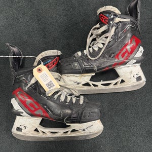 Intermediate CCM JetSpeed FT680 Hockey Skates | Size 6.5 Regular
