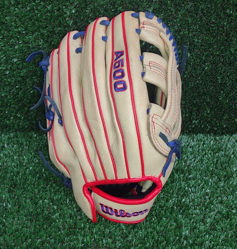 2024 Wilson RH Outfield A500 Baseball Glove 12" (Used)