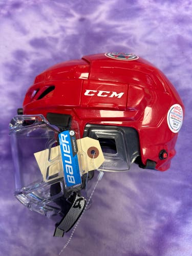 Red CCM FitLite 3DS Helmet (Used)