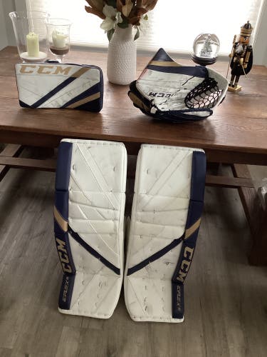 33"+2" 2023 CCM EFlex 5 Regular Goalie Full Set (Used)