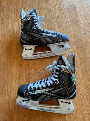 2012 Reebok 16K Hockey Skates Regular Width 9 (Used)