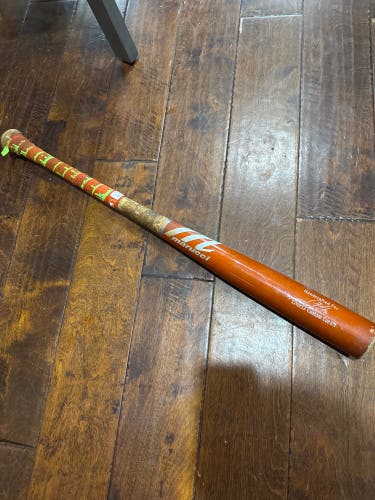 Marucci Bat