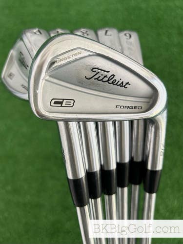 Titleist 716 CB Forged Iron Set 5-P / True Temper AMT White Stiff