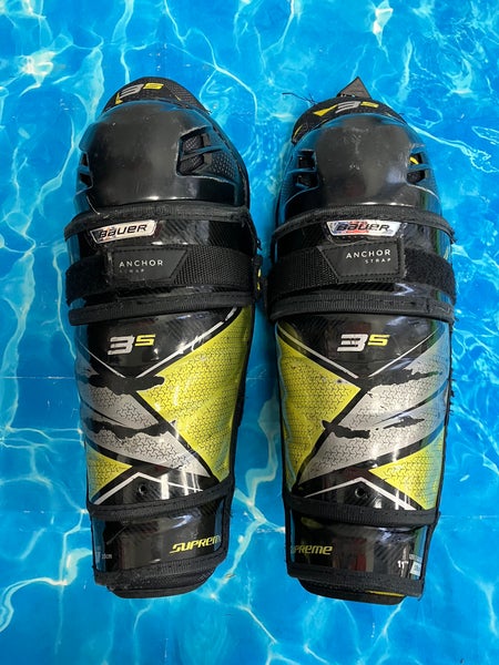 Junior Bauer Supreme 3S Shin Pads 11" (Used)