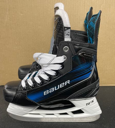 Bauer X Hockey Skates Size 2.5 D