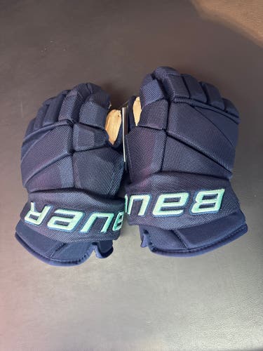 Bauer Vapor Pro Gloves Pro Stock (New) (Seattle Kraken colourway)
