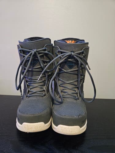 Men's Size M 8.0 (W 9.0) Thirty Two TM-2 Snowboard Boots Medium Flex All Mountain (Used)