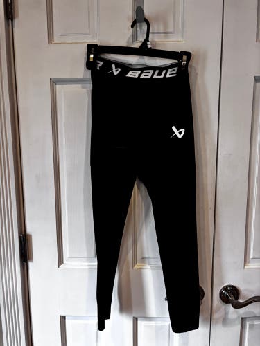 Black Medium Boys Bauer Compression (New)