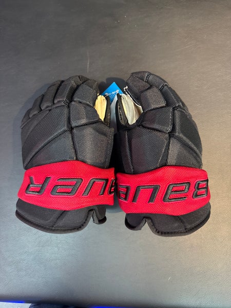 Bauer Vapor Pro Gloves Pro Stock (New) (BLK/RED colourway)