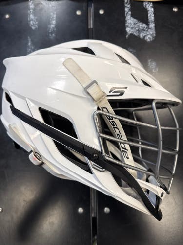 White Adult Cascade S Helmet (Used)