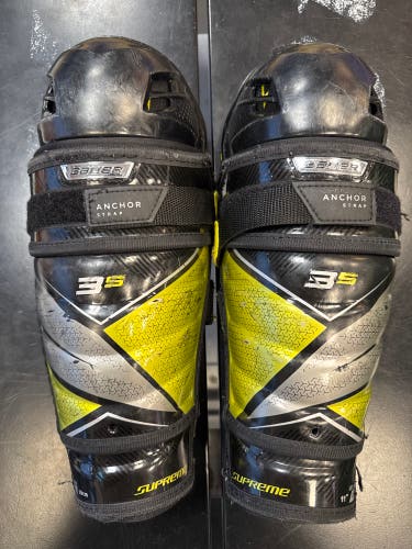 Junior Bauer Supreme 3S Shin Pads 11" (Used)