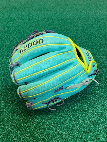 Wilson A2000 RH Infield Baseball Glove 11.5" (Used) DP15