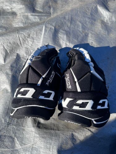 CCM Tacks 9060 Gloves 12" Pro Stock (Used)