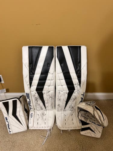 True Catalyst PX3 Goalie Set Pro Stock