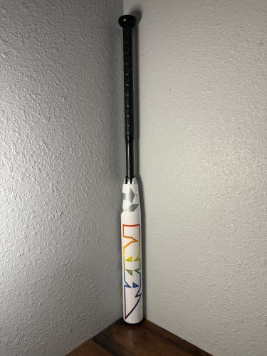 2025 Demarini Prism 32/22 (-10) Fastpitch Softball Bat