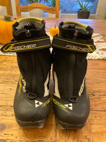 Skate Size 3.0 Fischer Jr Combi Cross Country Ski Boots (Used)