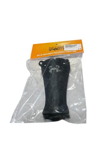 Used Under Armour CATCHER THROAT GUARD Catchers Equipment Other 11834-S000043364