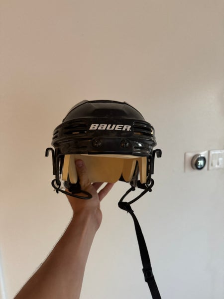 Medium Bauer 4000/4500 Helmet (Used)