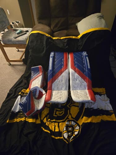 30" Warrior Ritual G4 Regular Goalie Full Set (Used)