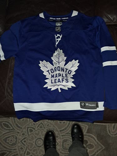 TORONTO MAPLE LEAFS JERSEY