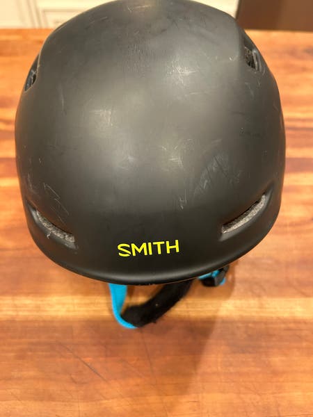 Kid's Small Smith Zoom Jr Helmet (Used) | SidelineSwap | Buy and