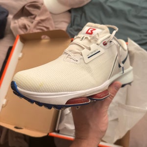 Men's Size M 11.0 (W 12.0) Nike Golf Shoes (Used)