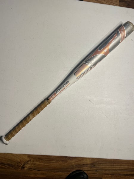 2024 Mizuno Finch Alloy Bat (-13) 18 oz 31" (Used)