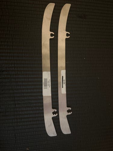 Step Steel Pitch 3 Blade Runner 288 mm New Pair