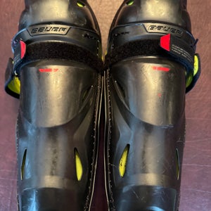 Junior Bauer Vapor 3X Pro 11" Shin Pads (Used)