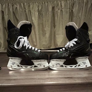2015 Reebok 26K Pump Hockey Skates Regular Width 7 (Used)