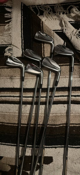 2021 TaylorMade Right Handed Iron Set Extra Stiff Flex Steel Shaft (Used)