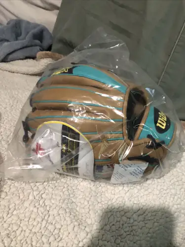 2009 Wilson Baseball Glove 11.75" (New)