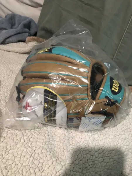 2009 Wilson Baseball Glove 11.75" (New)