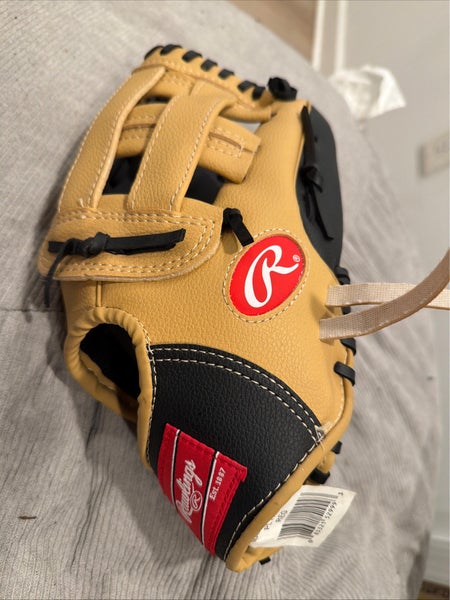 Rawlings Player series RH Baseball Glove 11.5" (New)