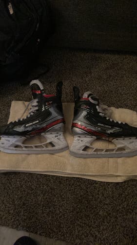 2019 Bauer Vapor 2X Pro Hockey Skates 9.5 (Used)