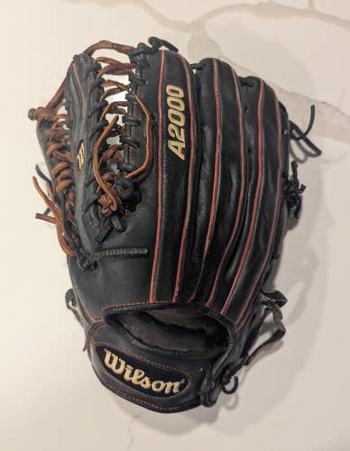 Wilson A2000 Trapeze OT6 Pro Stock - LHT - 12.75 Outfield